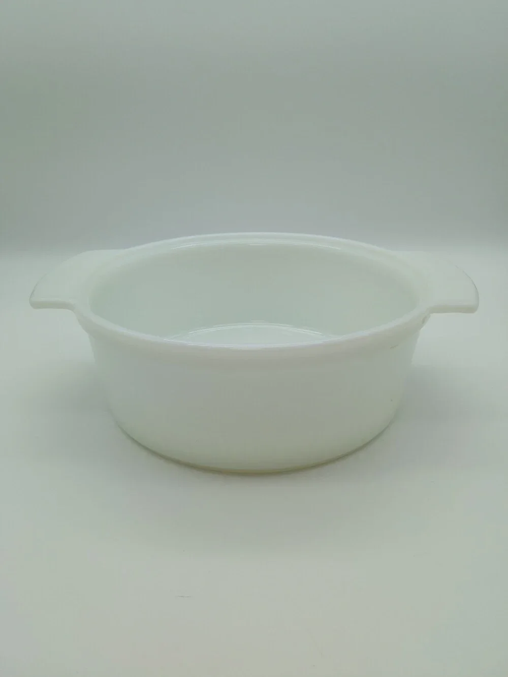 Fire-King 2-Quart White Milk Glass Round Casserole Dish